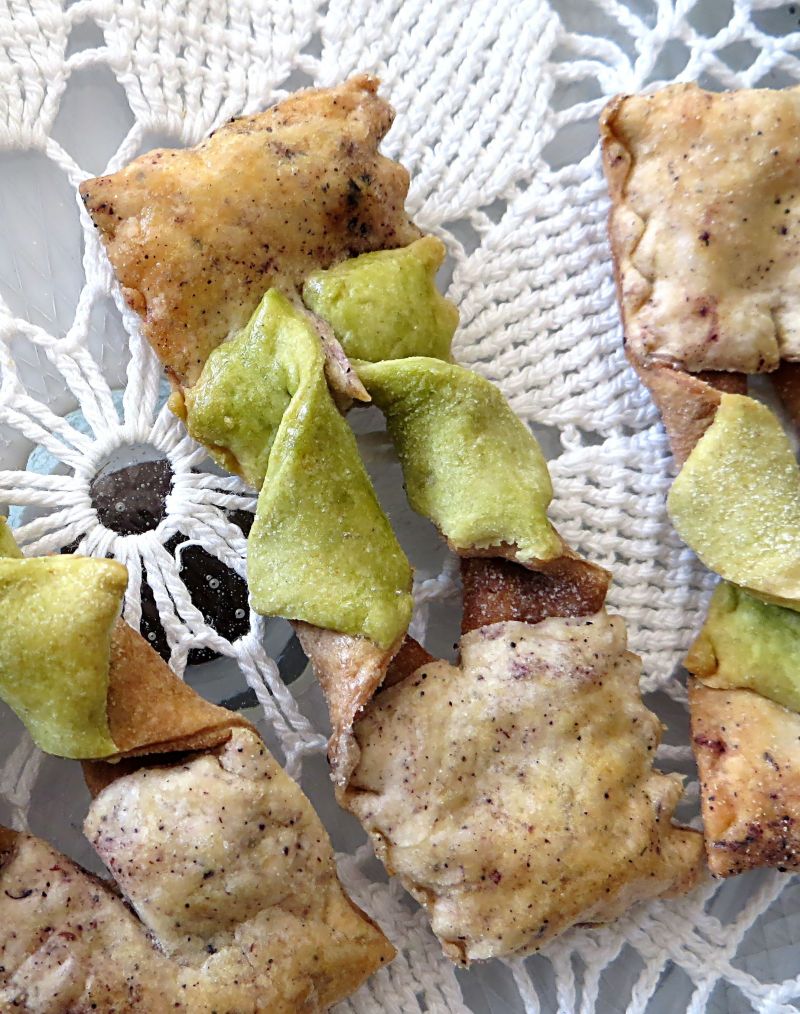 Pieczone Karnawałowe faworki i inne ciasteczka