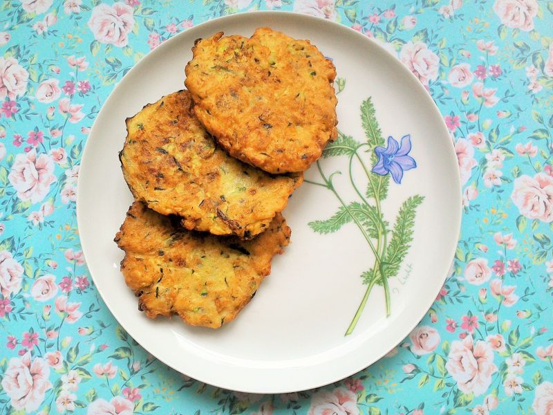 Pieczone placki z cukinii 