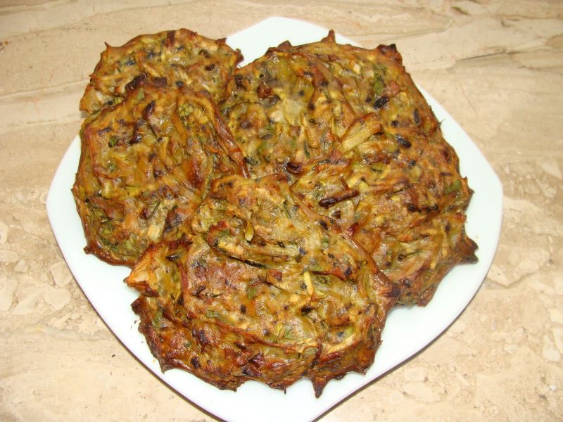 Pieczone placki z cukinii i pieczarkami