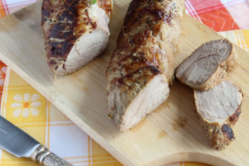 Pieczone polędwiczki marynowane w cydrze  Pieczone polędwiczki marynowane w cydrze