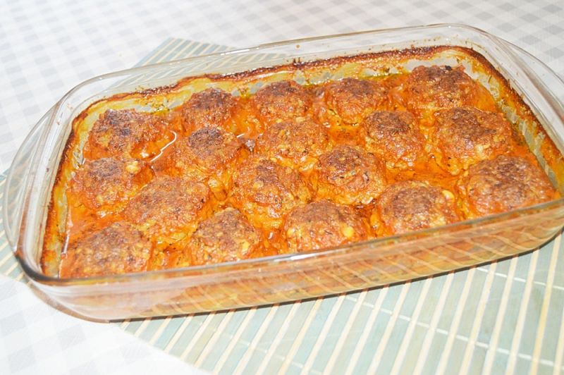 Pieczone pulpeciki z ryżem w sosie