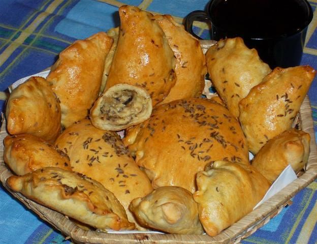 Pieczone puszyste pierożki Pieczone puszyste pierożki