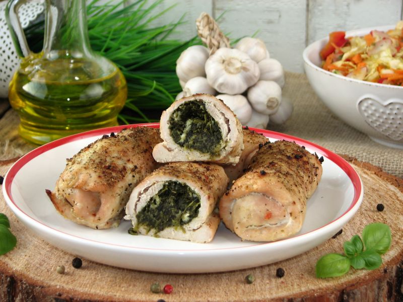 Pieczone roladki z indyka ze szpinakiem
