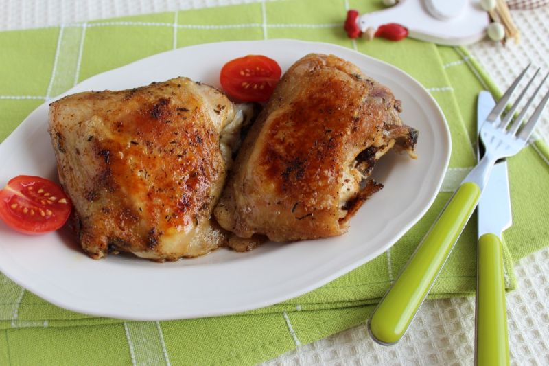 Pieczone udka kurczaka Pieczone udka kurczaka