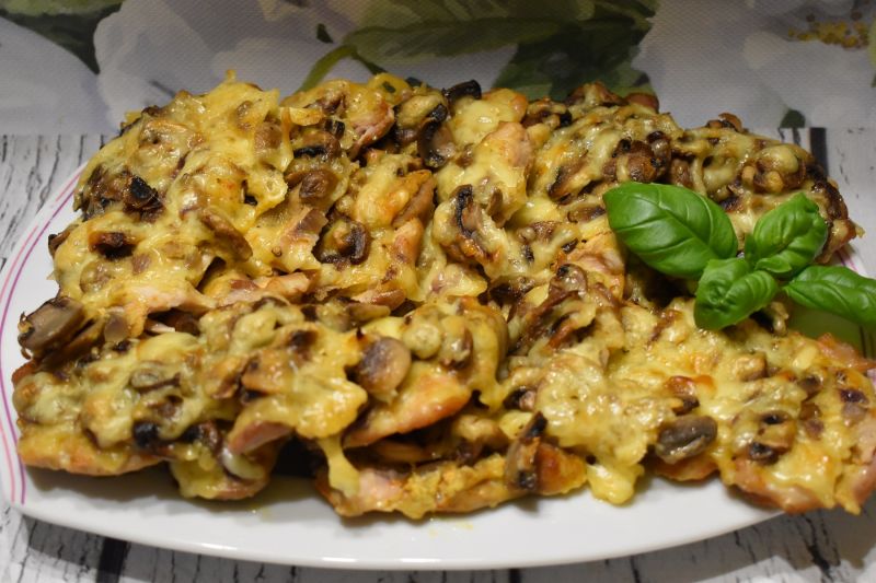 Pieczone udka kurczaka Pieczone udka kurczaka