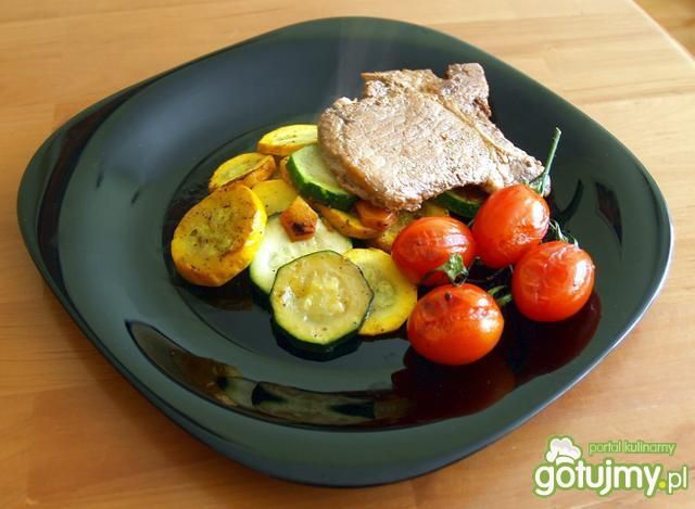 pieczone warzywa ze schabem