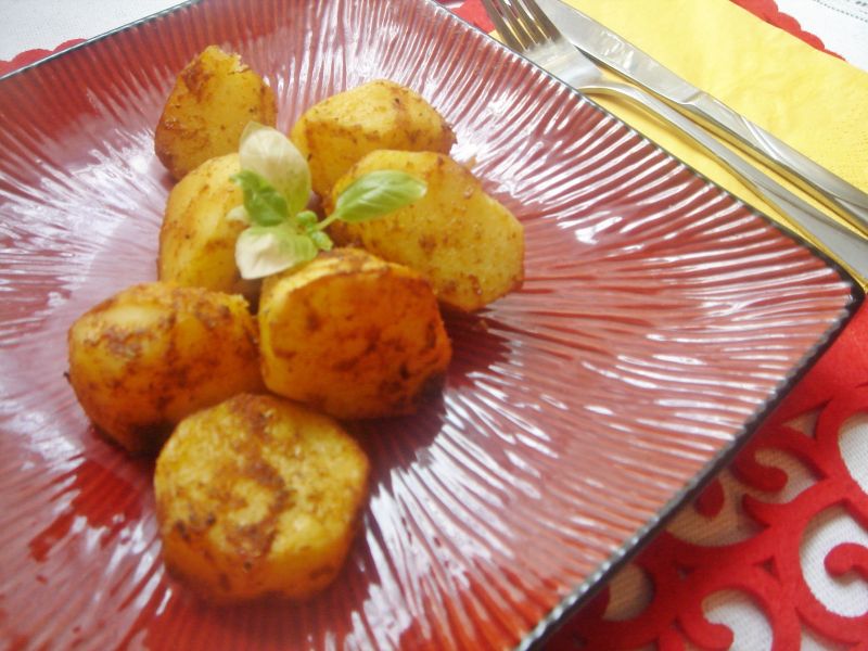 Pieczone ziemniaczki "gyros" Pieczone ziemniaczki "gyros"