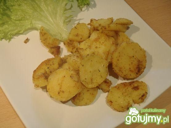 Pieczone ziemniaczki z papryką Pieczone ziemniaczki z papryką