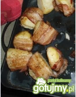 Pieczone ziemniaki z boczkiem i szynką