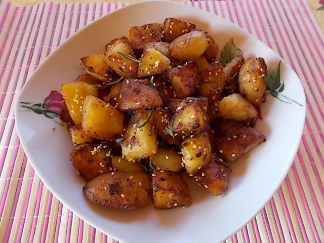 Pieczone ziemniaki z orientalnym smakiem Pieczone ziemniaki z orientalnym smakiem