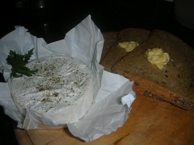 pieczony camembert pieczony camembert