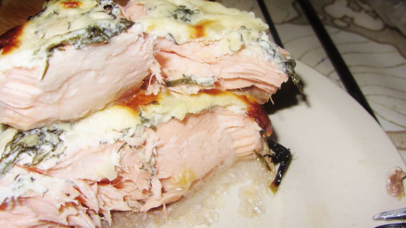 Pieczony łosoś pod pierzynką Pieczony łosoś pod pierzynką