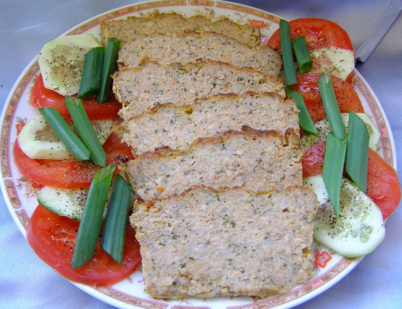 Pieczony pasztet mięsno-ryżowy Pieczony pasztet mięsno-ryżowy