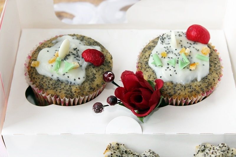 Pieguski - pomarańczowe muffinki z makiem 