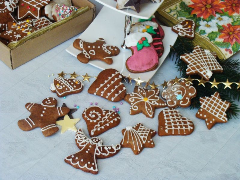 Pierniczki lukrem malowane 