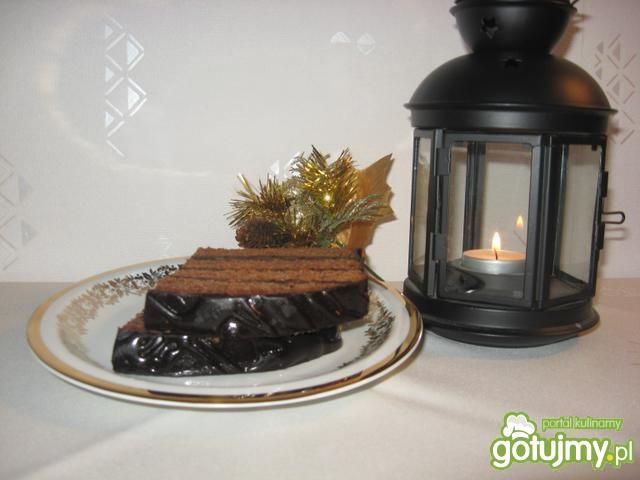 Piernik przekładany powidłami Piernik przekładany powidłami