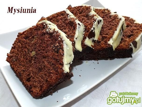 Piernik w białej polewie