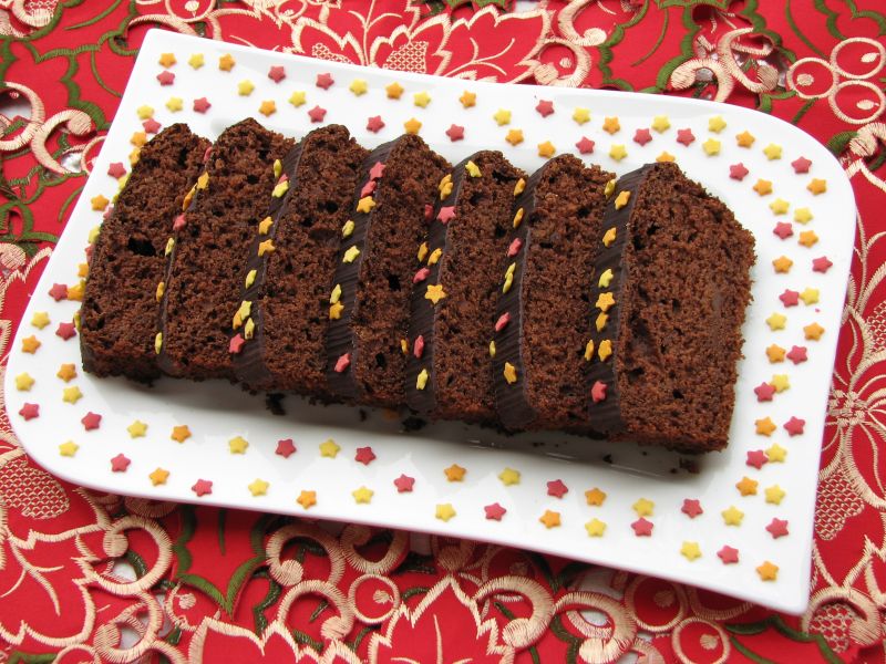 Piernik z duszonymi jabłkami