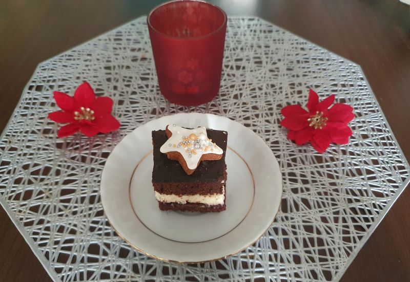 "Piernik" z dżemem i masą grysikową