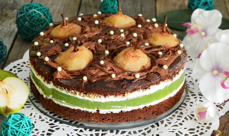 Piernik z musem gruszkowym