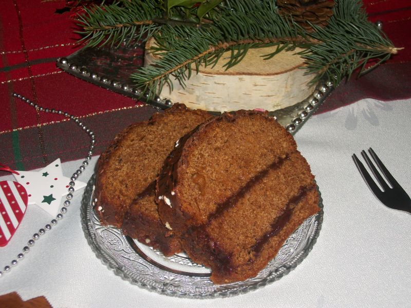 Piernik z powidłami śliwkowymi  Piernik z powidłami śliwkowymi