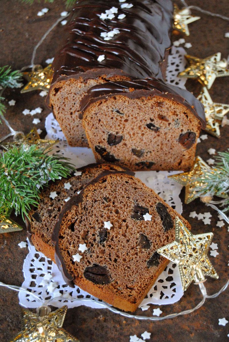 Piernik z wędzoną śliwką Piernik z wędzoną śliwką