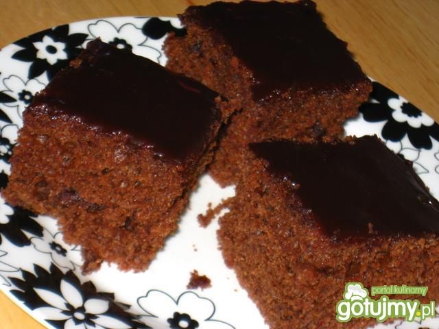 Piernik ze śliwkowymi powidłami