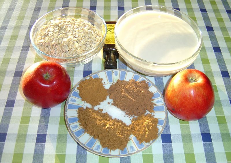 Piernikowa owsianka z karmelizowanymi jabłkami