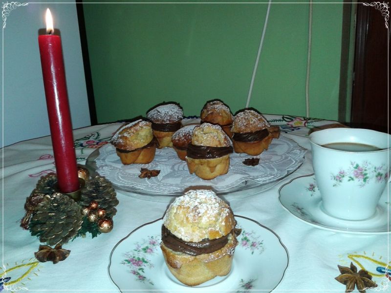 Piernikowe muffinki z budyniem Piernikowe muffinki z budyniem