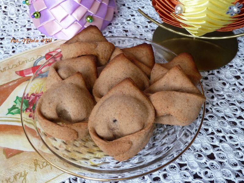 Piernikowe uszka z żurawiną