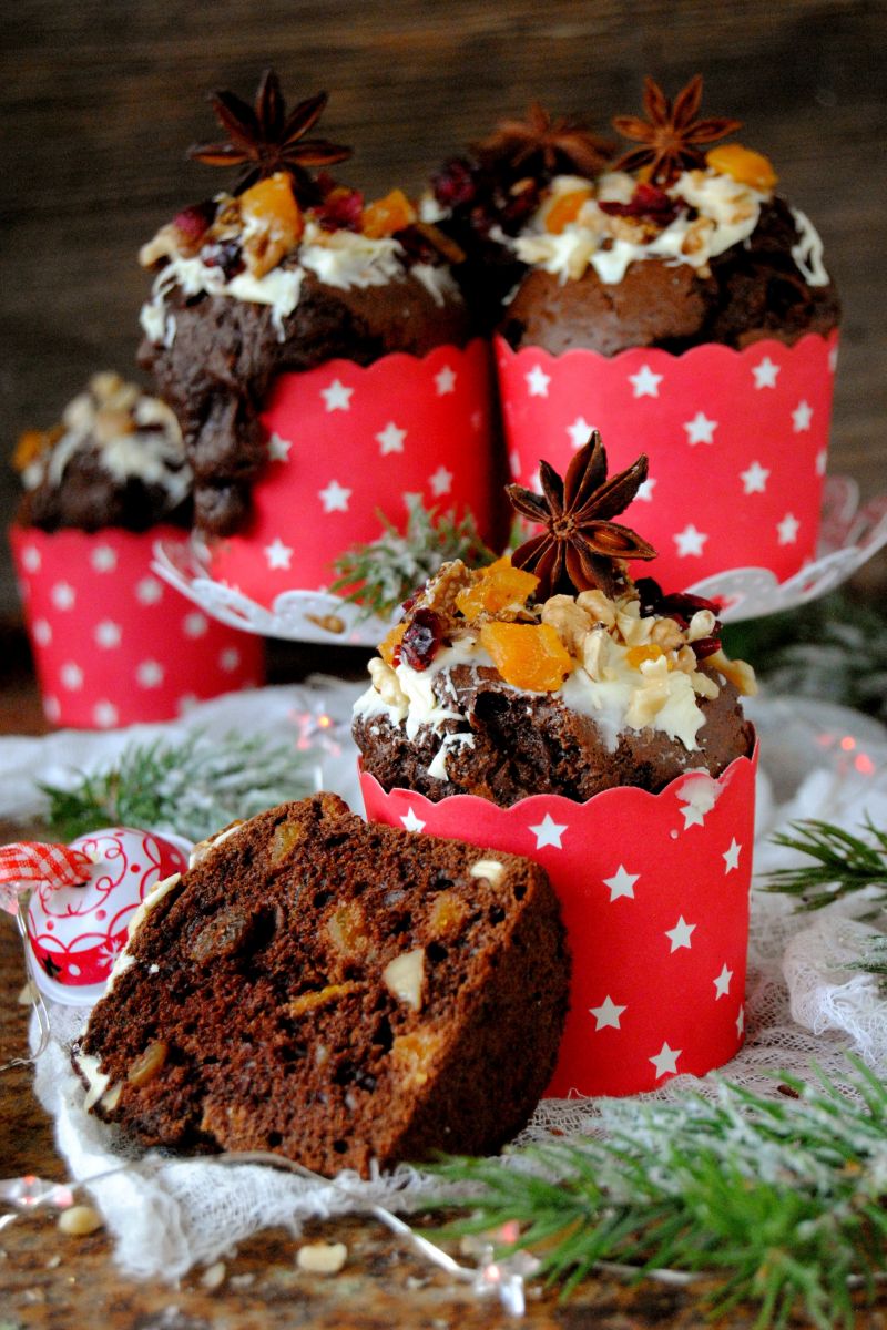 Piernikowo- bakaliowe muffuny Piernikowo- bakaliowe muffuny