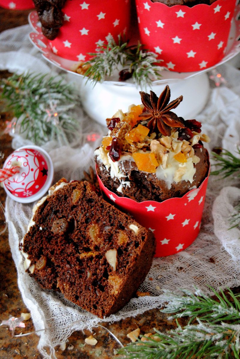 Piernikowo- bakaliowe muffuny Piernikowo- bakaliowe muffuny