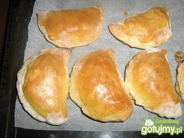 Pierogi drożdżowe Pierogi drożdżowe