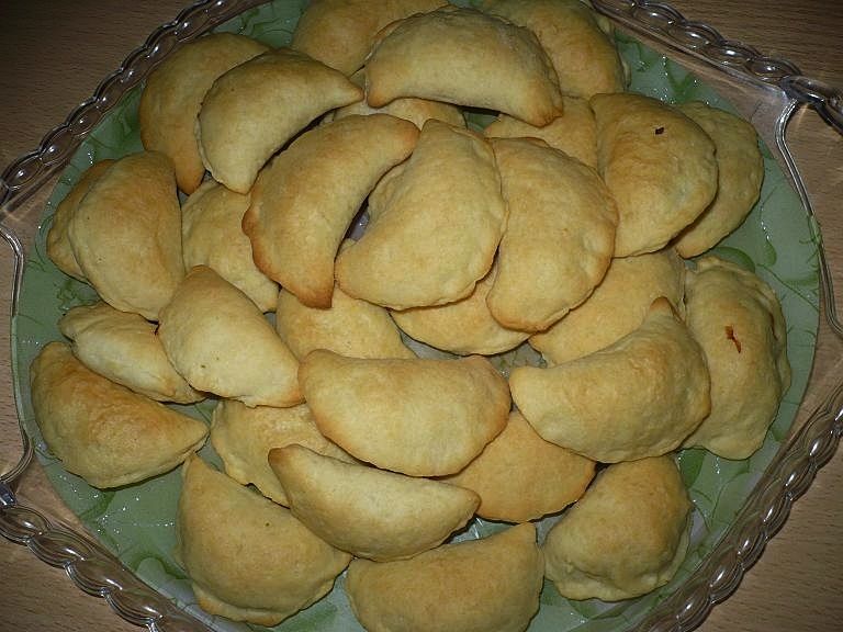 Pierogi pieczone z kapustą