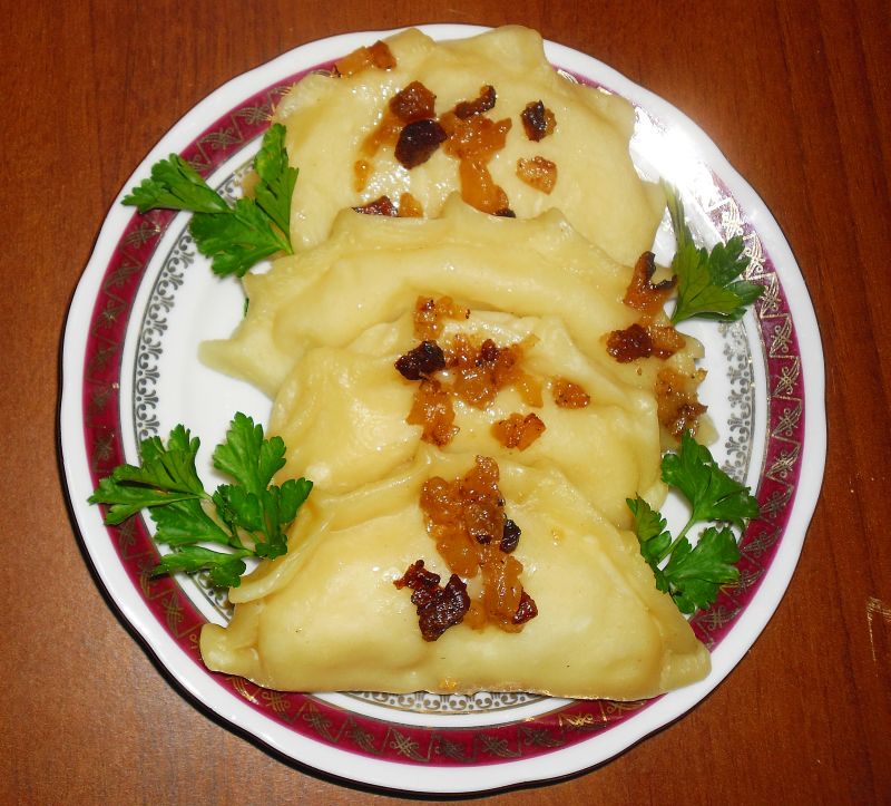 Pierogi ruskie z ostropestem