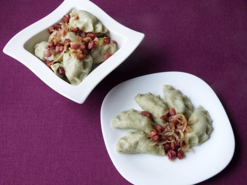 Pierogi szpinakowe z mięsem