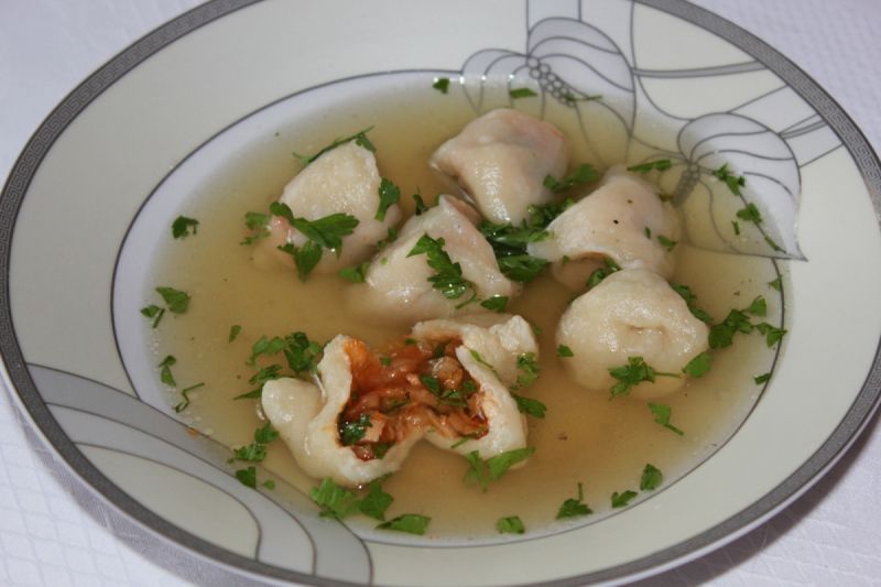 Pierogi w rosole 