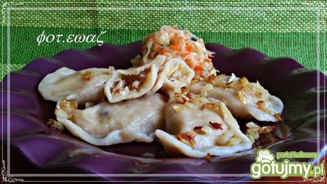 Pierogi z boczkiem, serem i ziemniakami Pierogi z boczkiem, serem i ziemniakami