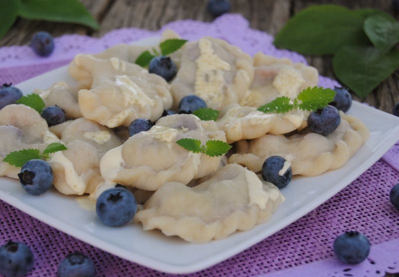 Pierogi z borówką Pierogi z borówką