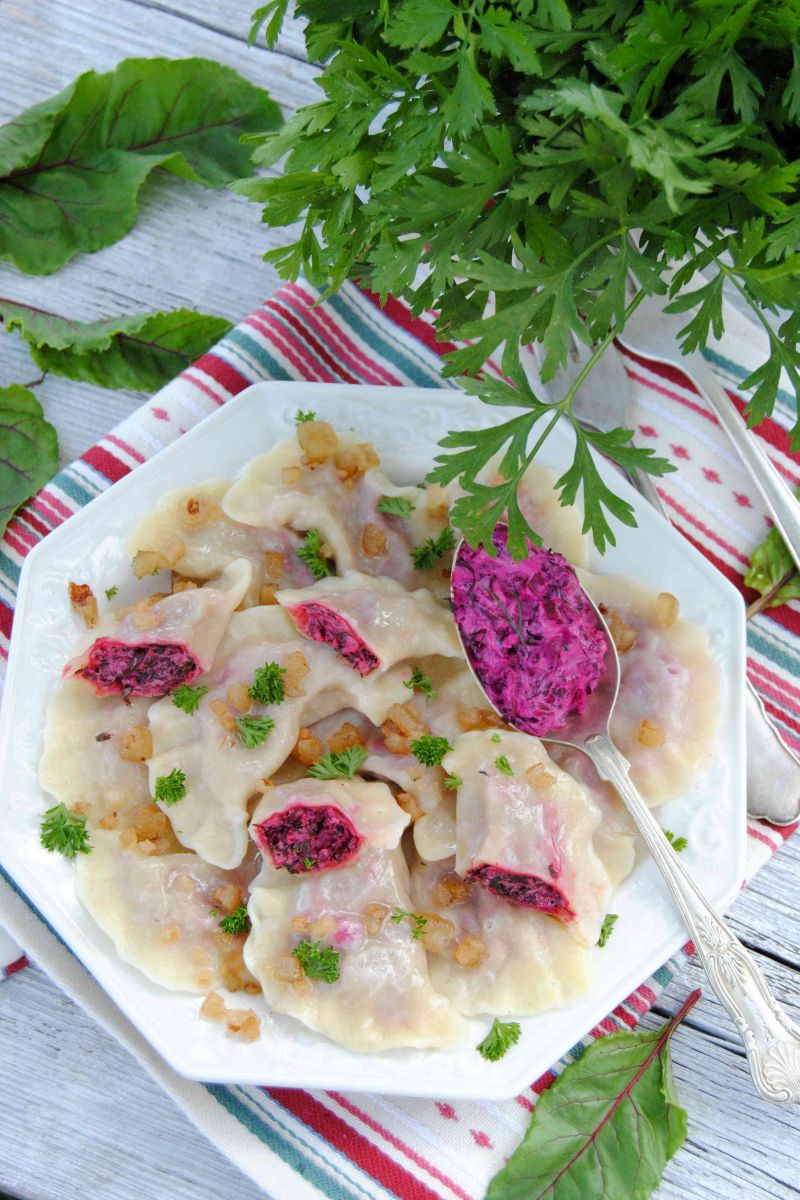 Pierogi z botwinką Pierogi z botwinką