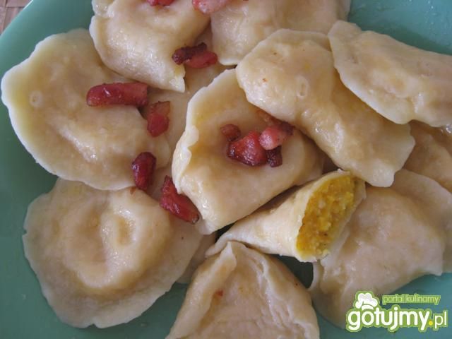 Pierogi z farszem z dyni i ricotty