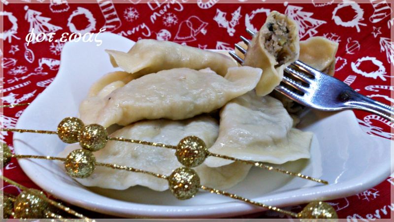 Pierogi z grzybami kapustą i otrębami Pierogi z grzybami kapustą i otrębami