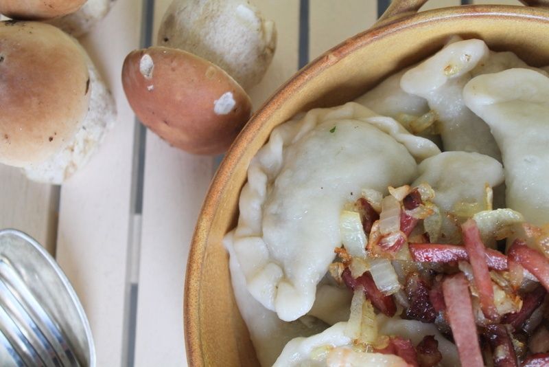 Pierogi z gzrybami i kapustą kiszoną Pierogi z gzrybami i kapustą kiszoną