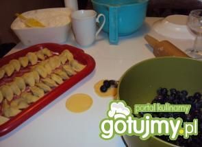 Pierogi z jagodami  Pierogi z jagodami