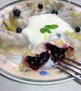 Pierogi z jagodami Pierogi z jagodami