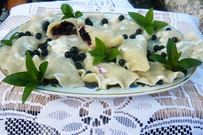 Pierogi z jagodami Pierogi z jagodami