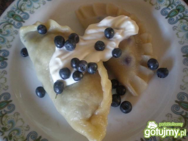 Pierogi z jagodami Pierogi z jagodami