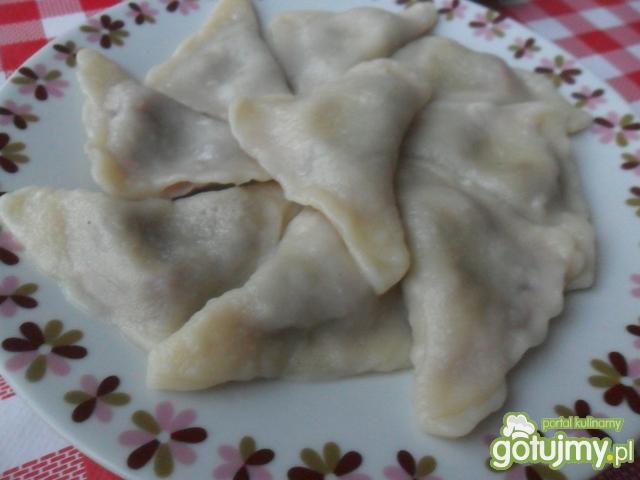 Pierogi z jeżynami  Pierogi z jeżynami
