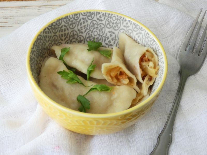 Pierogi z kapustą i boczkiem  Pierogi z kapustą i boczkiem