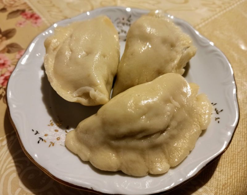 Pierogi z kapustą i gołąbkami